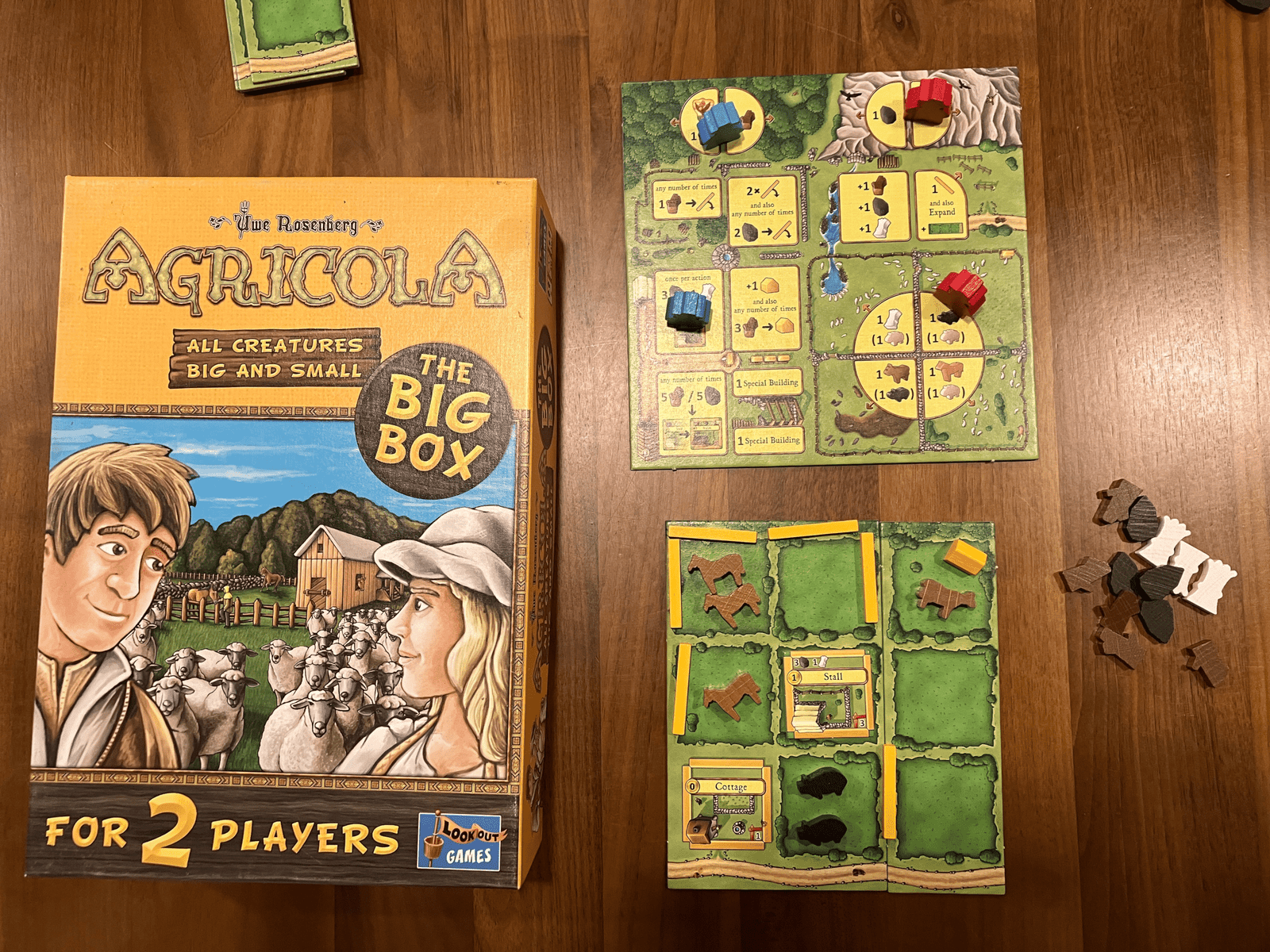 Agricola: All Creatures Big and Small game box and components