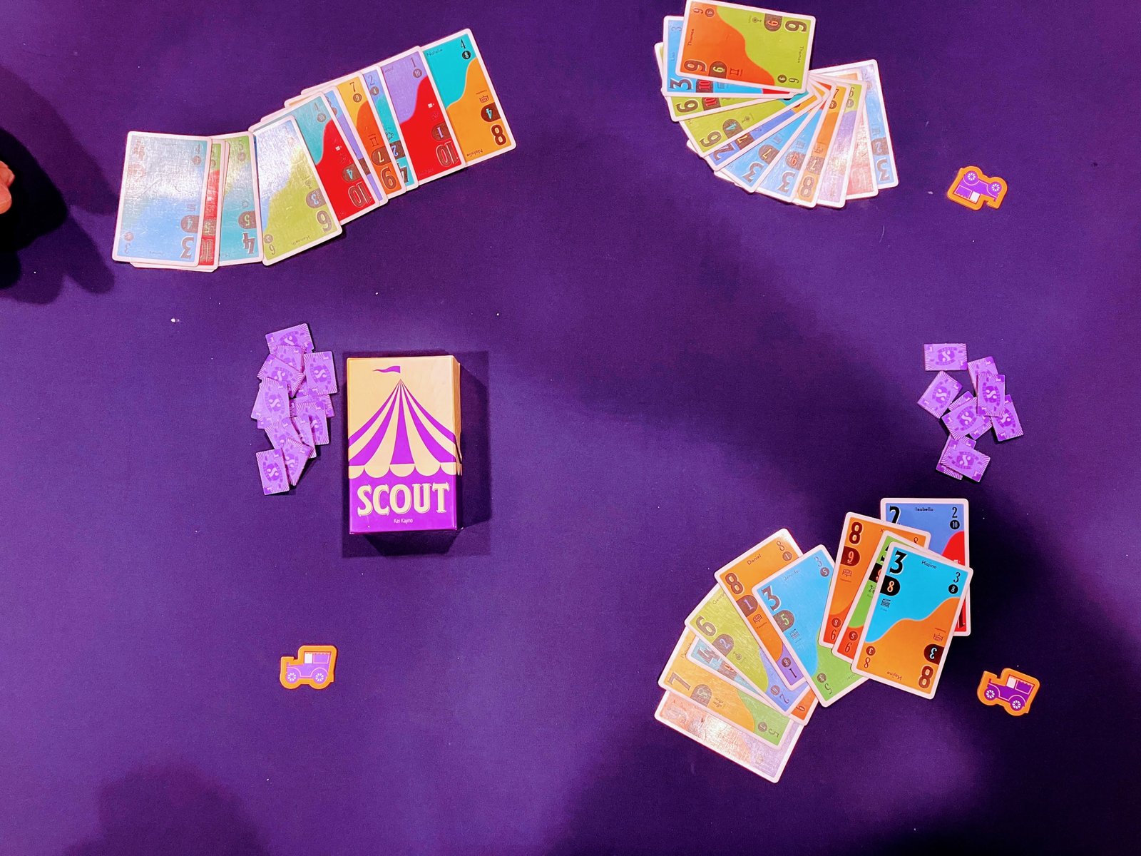 Scout game box - family board games to play